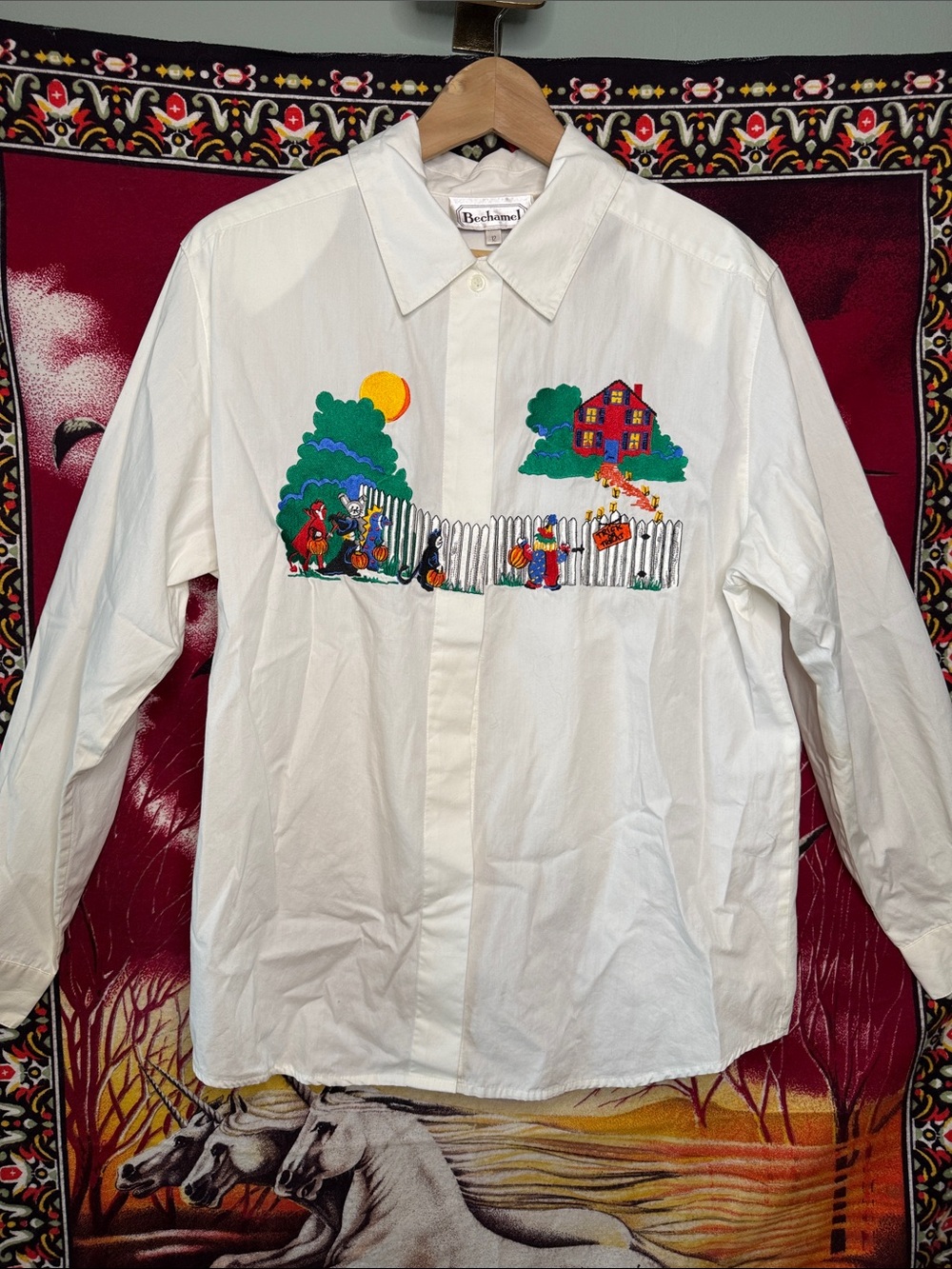 vintage Bechamel white button down shirt w/ embroidered halloween scene